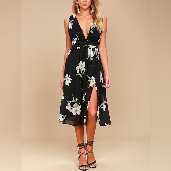 Lulus Dresses & Skirts - Lulu’s Queen of Hearts Black Floral Print Midi Dress